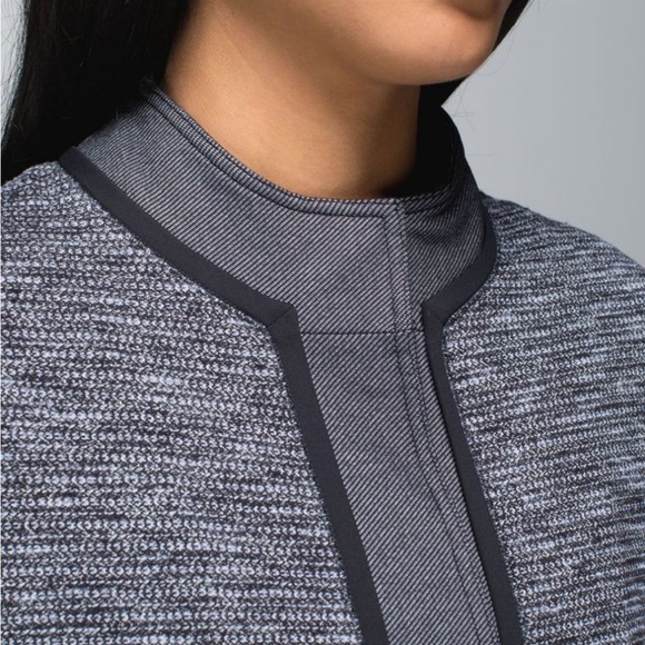 NWOT Rare Lululemon Cocoon Car coat size M - Picture 8 of 16